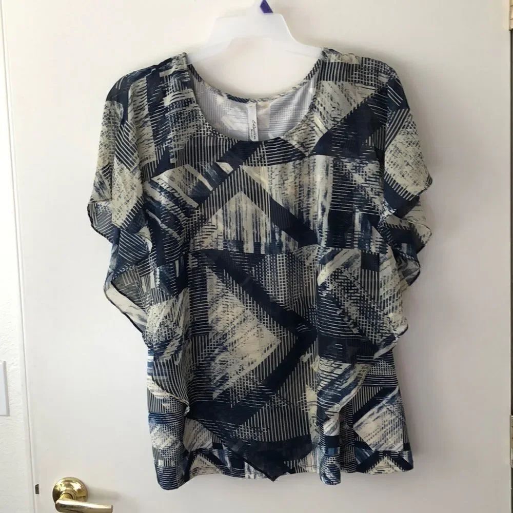 NY Collection Woman top. Size XL. Navy/cream GUC